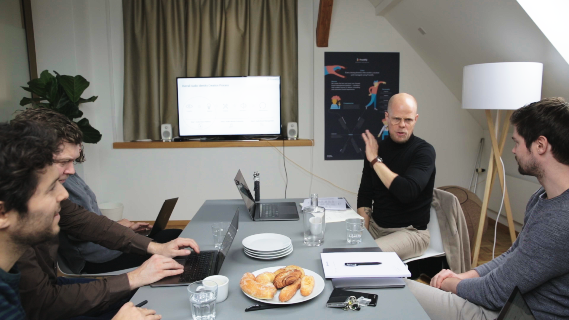 frontify-rebrand-audio-meeting